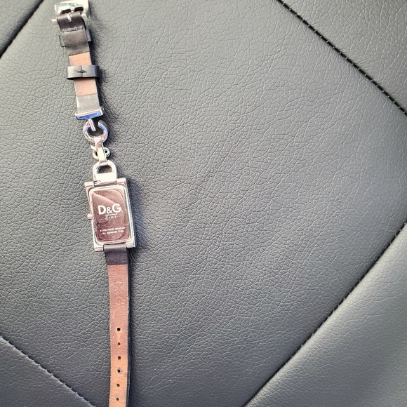 DOLCE & GABBANA Watch - Picture 5 of 11